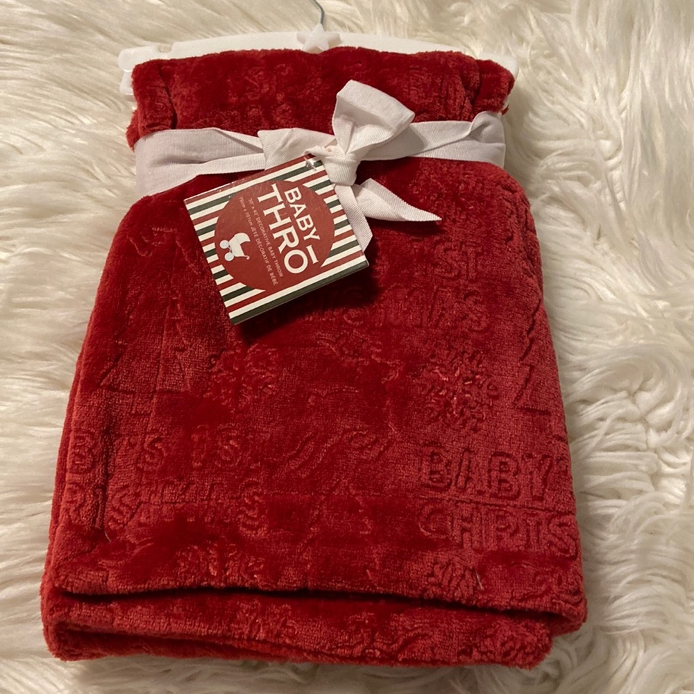 Baby Thro size 30”x 40” Blaine baby’s first Christmas very soft and beautiful